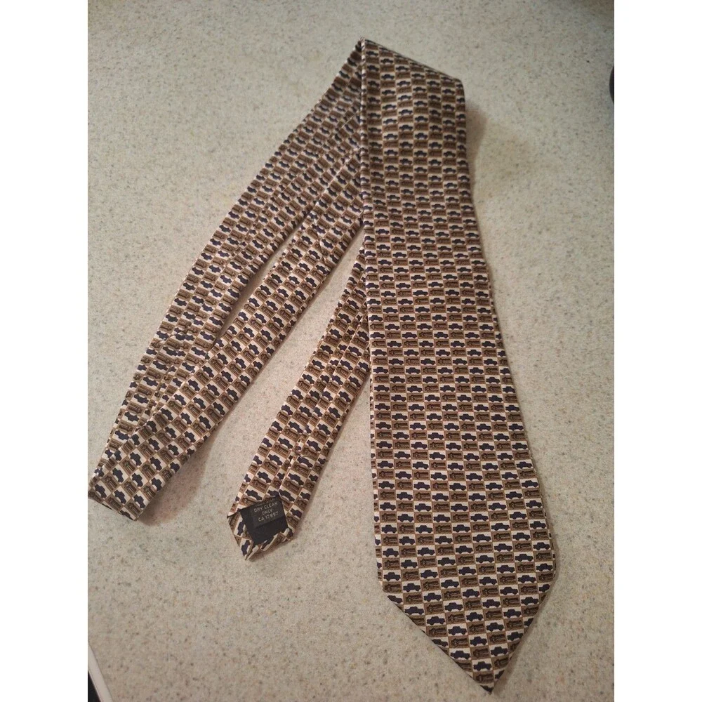 Banana Republic Silk Tie Limited Edition Car Print 100% Silk 57